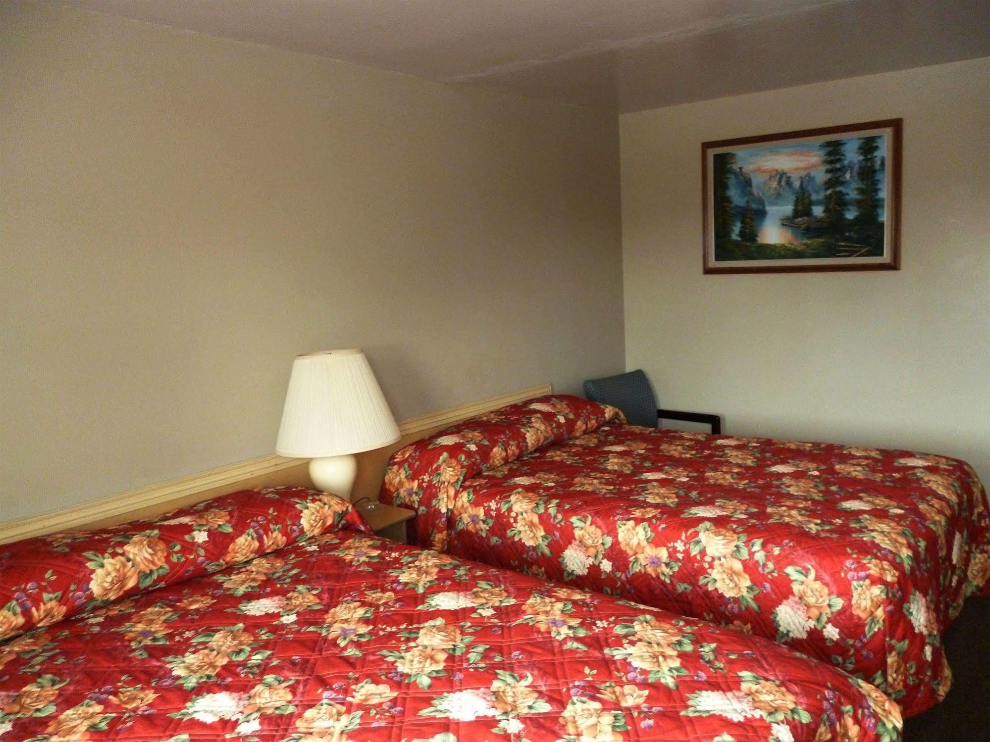 Maple Glen Motel London Exterior photo